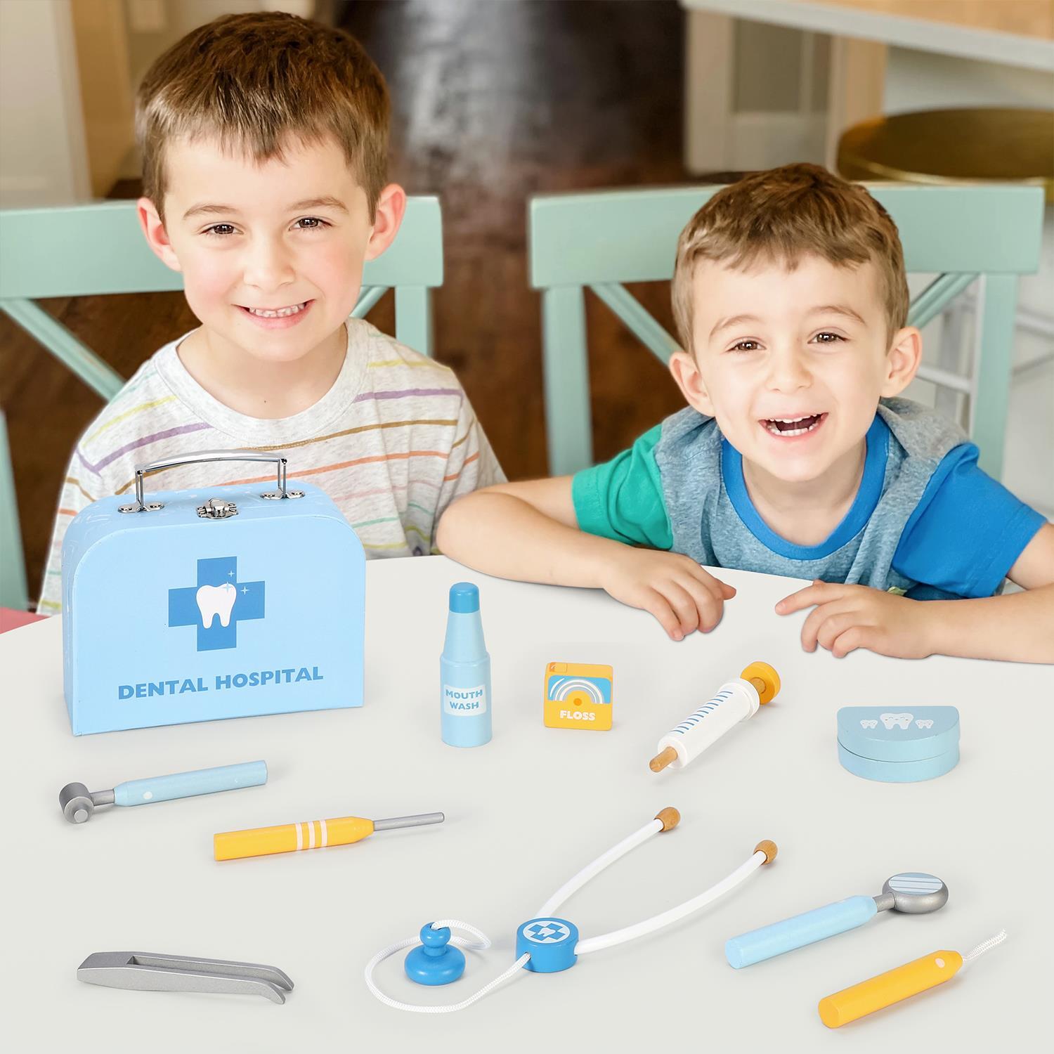 SOKA Wooden Dental Hospital Pretend Play Dentist Doctor Toy Medical Tool Kit 3+
